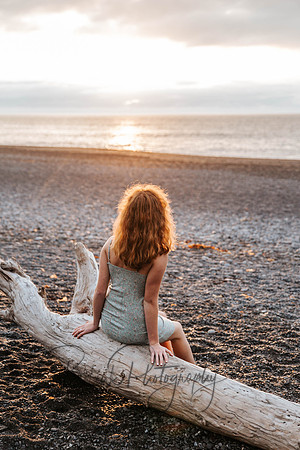 VivianSenior2019-81