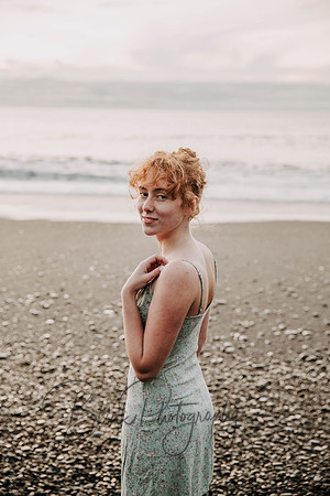VivianSenior2019-226