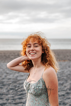 VivianSenior2019-113