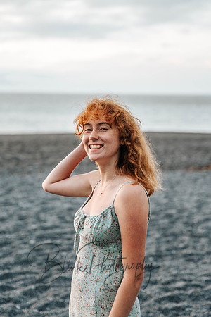 VivianSenior2019-116