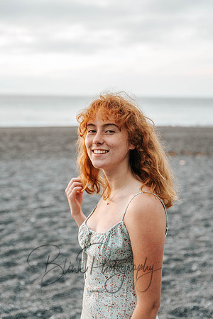 VivianSenior2019-120