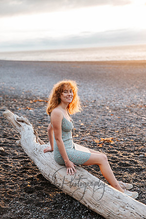 VivianSenior2019-84