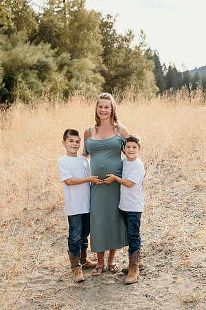 Tonya Maternity102