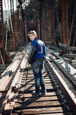 OrinSeniorShoot16