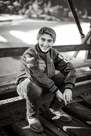 OrinSeniorShoot27-2