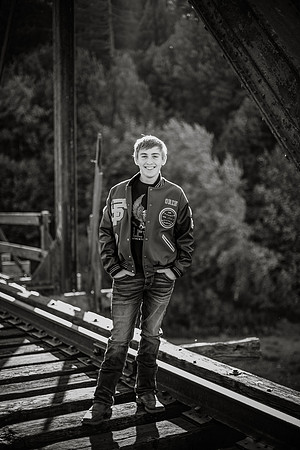 OrinSeniorShoot1-2