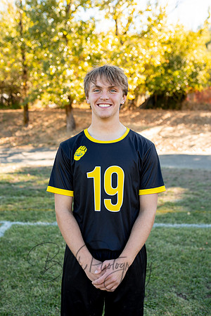 SFHS Soccer-3