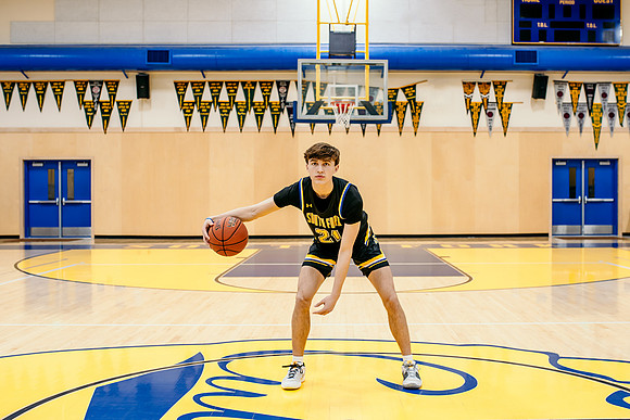 Tommy Senior-15