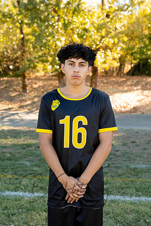 SFHS Soccer-18